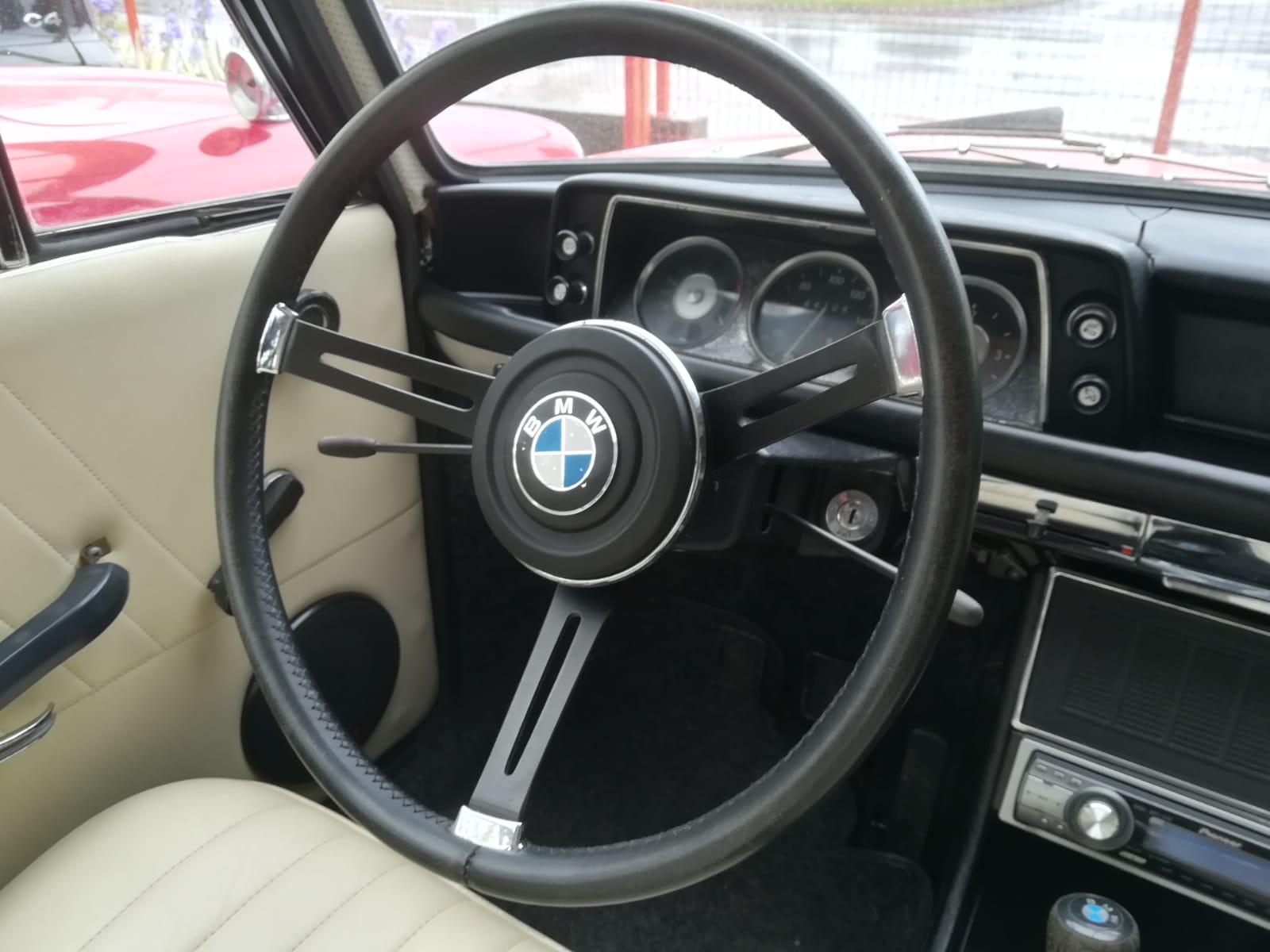 BMW 2002 rool